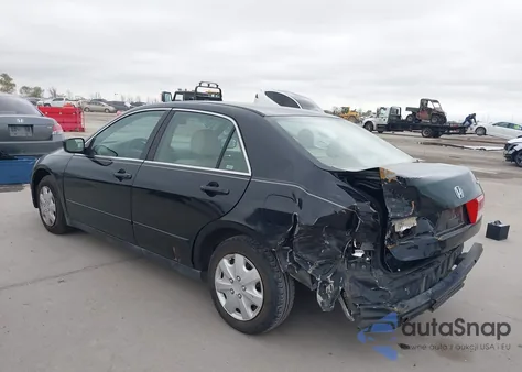 2003 Honda Accord 2.4 Lx z USA, uszkodzony, nr VIN JHMCM56363C011652